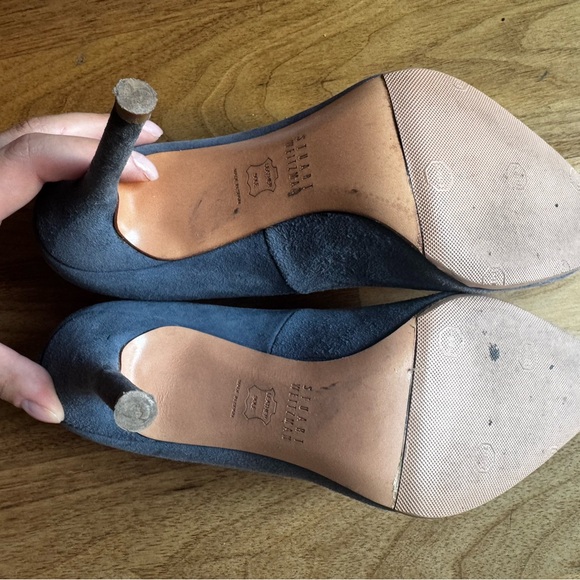 Stuart Weitzman Gray Suede Flats